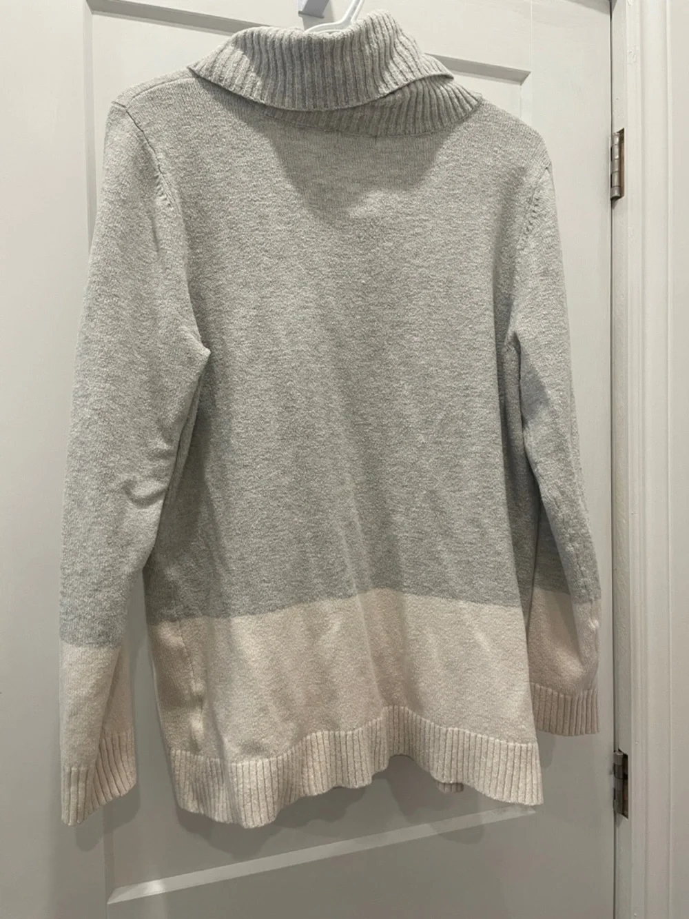Reitmans Gray and Cream Cowl Neck Colorblock Sweater - Picture 4 of 5